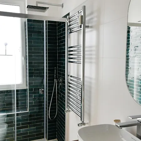 Dima Cute Flat In דירה