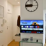 Dima Cute Flat In *